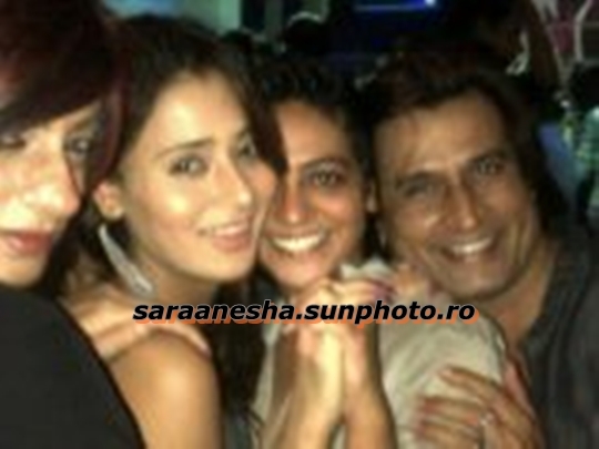479937_10150755352211062_1229718717_a - sara khan17