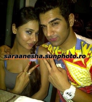 526220_357819150960333_1051239614_n - sara khan17