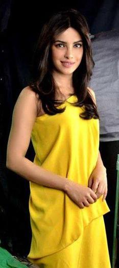 417233_282178398510467_177027831_n - 0 Priyanka Chopra