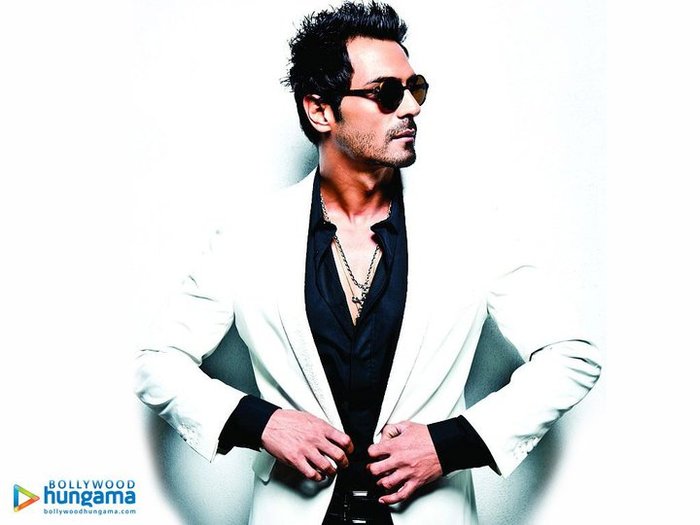 183053_186770814696084_454911_n