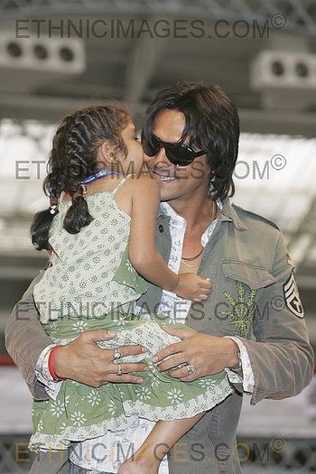 206081_232402093466289_1180792_n