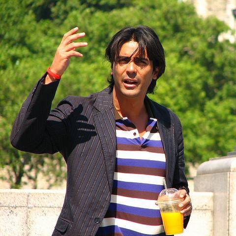 216062_202747319765100_1878535_n