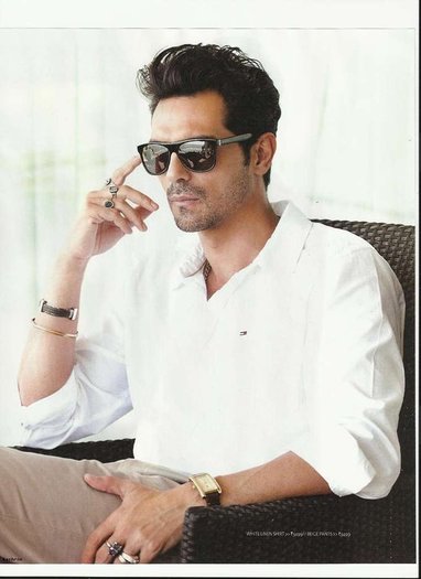 254459_212899195416579_2111468_n