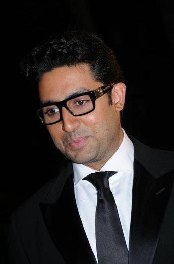 530016_399167363441772_793338030_n