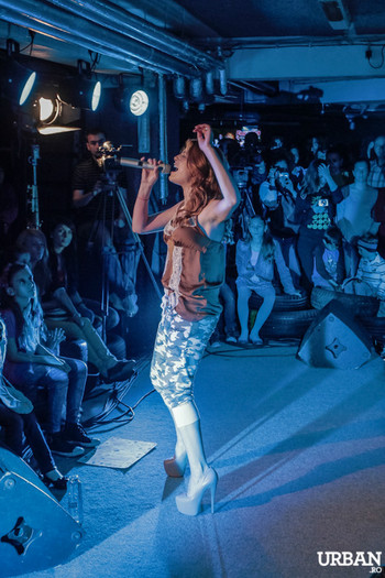 elena-gheorghe-in-garajul-europa-fm--urbanro---38-_tb628 - Elena Gheorghe