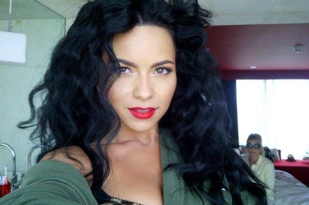 inna---new-video_tb628