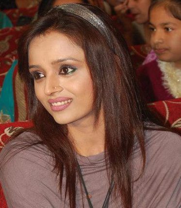 522732_314423335294259_1361254932_n - Parul Chauhan