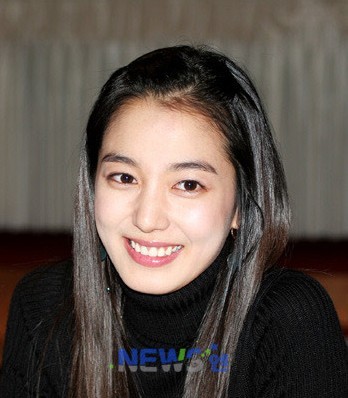 photo121646 - l-Lee So Yeon despre Jang Hee Bin-l