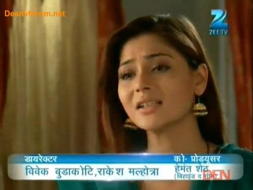 x18 (1) - sara khan17
