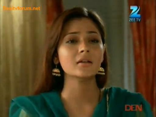 x28 - sara khan17