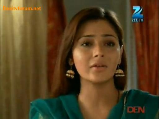 x29 - sara khan17