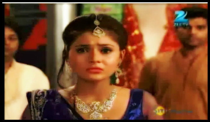 Shona 4 - sara khan18