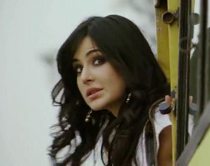 pictures (61) - o-Mere Brother Ki Dulhan
