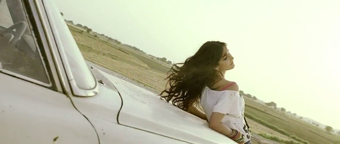 pictures (68) - o-Mere Brother Ki Dulhan
