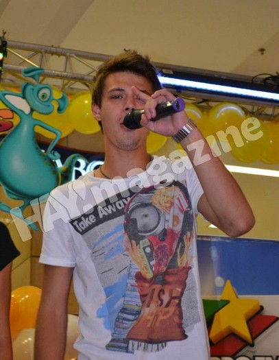 424750_425134307523873_1429167180_n