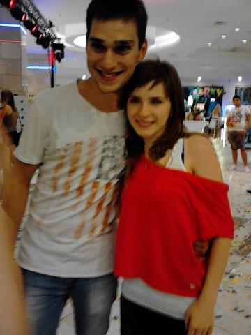 539359_511637982183012_1204432104_n