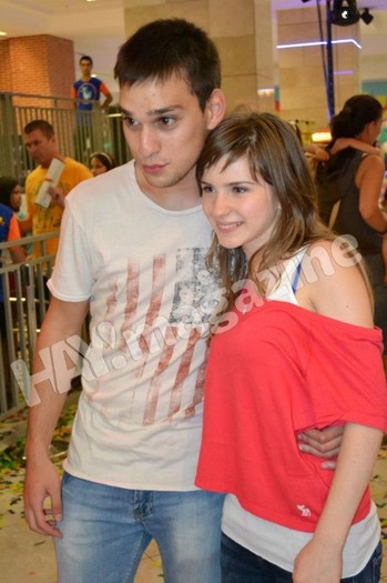 552147_425135634190407_2047057287_n