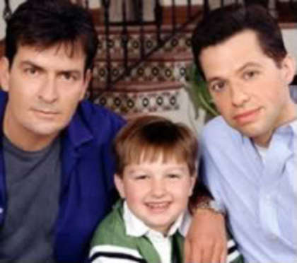 Doi barbati si jumatate