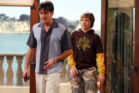 Doi barbati si jumatate