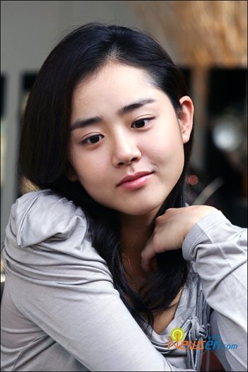 moon-geun-young-12