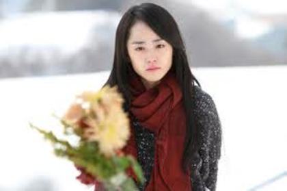 moon-geun-young-22