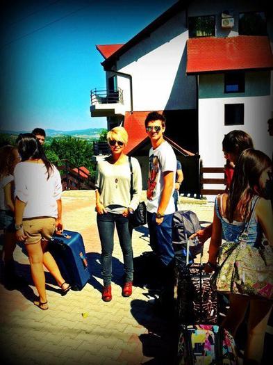 582648_143468195794445_823394667_n