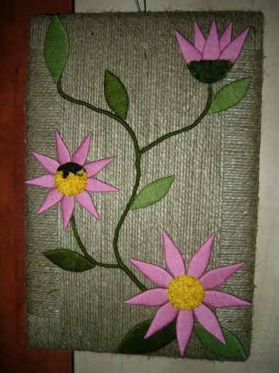 13; dimensiune 20x30 cm
pret 30 lei
