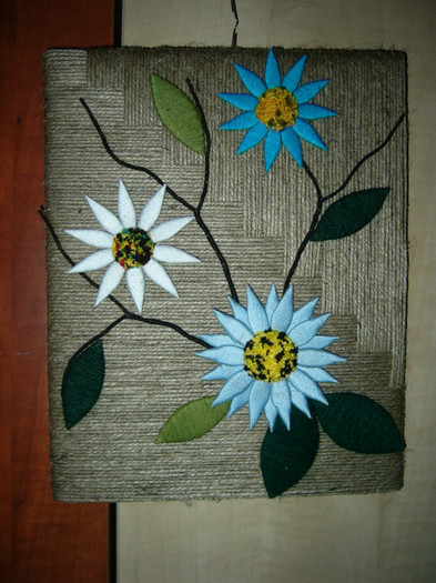 18; dimensiune 20x30 cm
pret 30 lei
