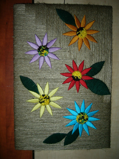 19; dimensiune 25x35 cm
pret 40 lei
