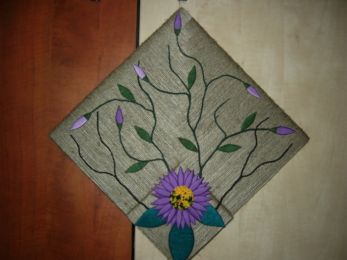 29; dimensiune 30x30 cm
pret 40 lei
