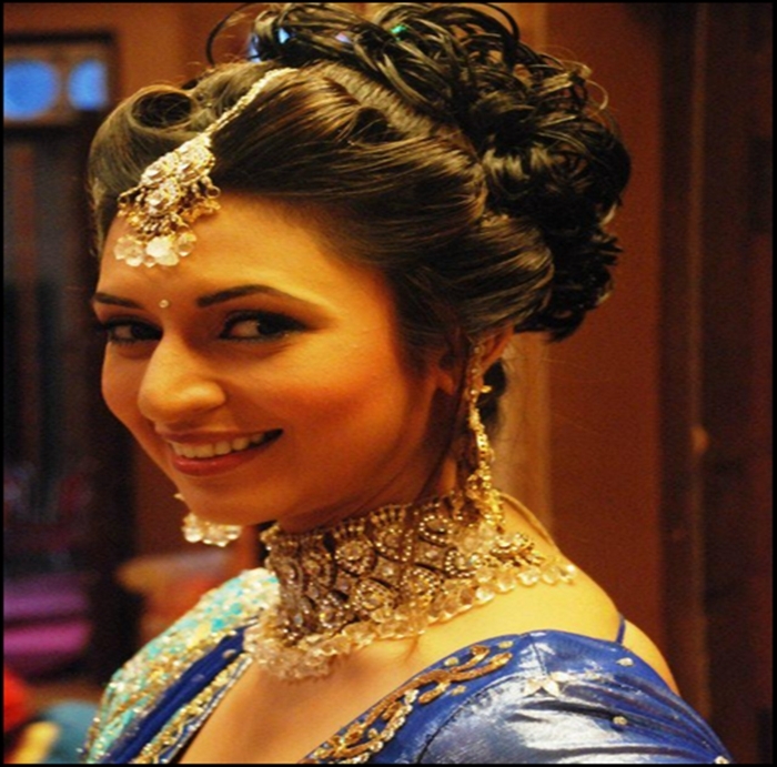 ` Divya (4) - xq -       Divyanka Tripathi - xq