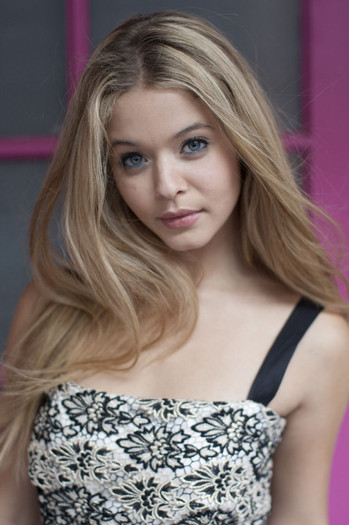 Sasha (22) - Sasha Pieterse