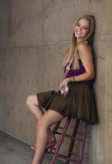 Sasha (32)