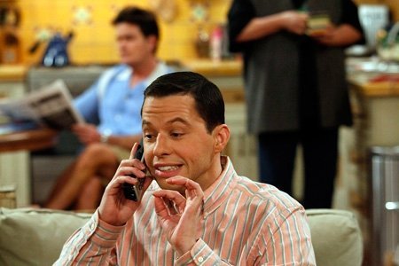 Doi barbati si jumatate