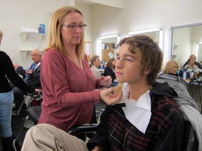 Doi barbati si jumatate