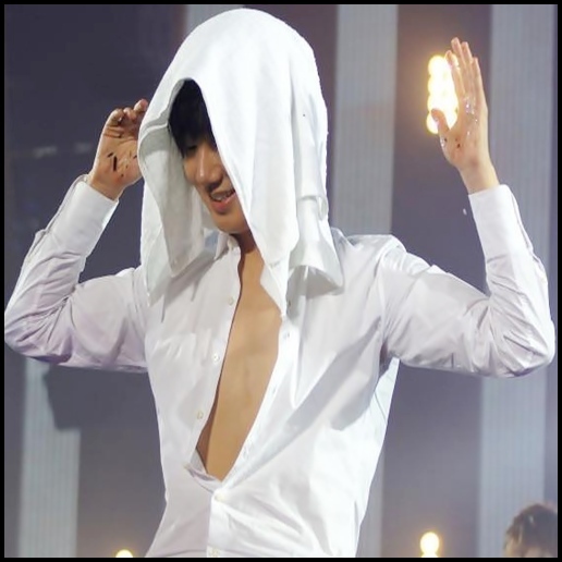 - tie frica Hyuna?:>:>...[ o stropeste pe Sulli ]