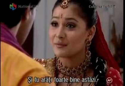 Sara khan (32)