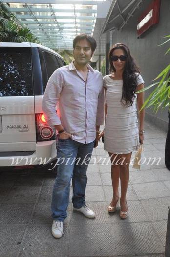 382439_298728700222120_1462247661_n - 0 Arbaaz Khan