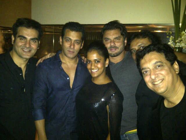 521532_310837499011240_1930347214_n - 0 Arbaaz Khan