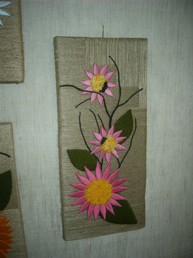 45; dimensiune 20x35 cm
pret 40 lei
