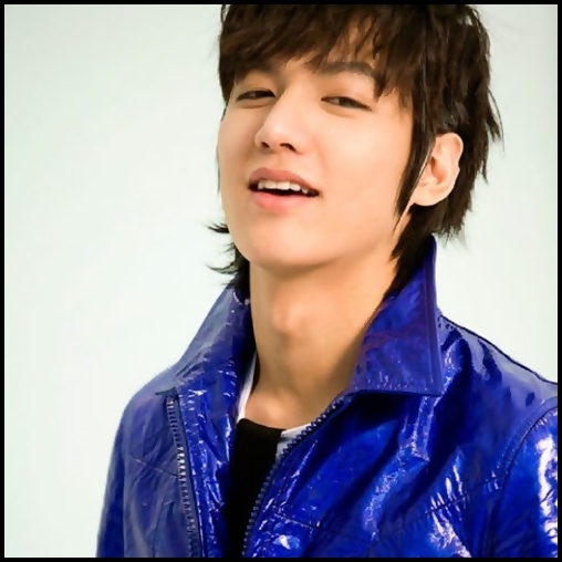 ~ Hey girls.:)ok Hyuna..dar abia am venit..:))