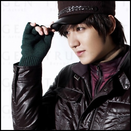 ~ nu ma fraieresti tu...bye Hyuna.:)