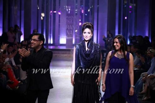 292308_272038072898141_2009727793_n - Kareena Kapoor 2
