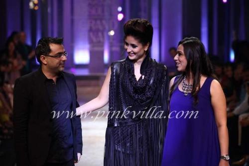 304879_272038122898136_700977187_n