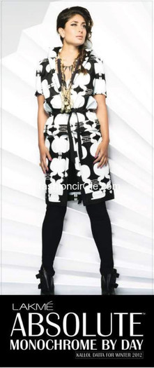 428863_270808549687760_996976439_n - Kareena Kapoor 3