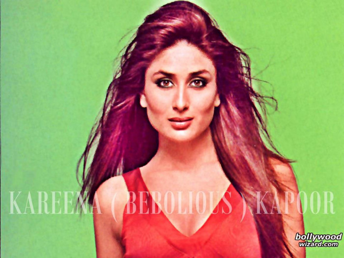 430226_274462159322399_1274010397_n - Kareena Kapoor 3