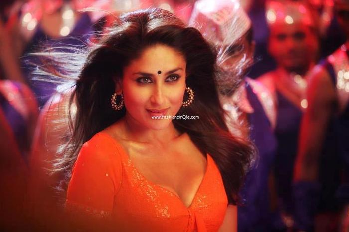 486522_274258486009433_162964727_n - Kareena Kapoor 3