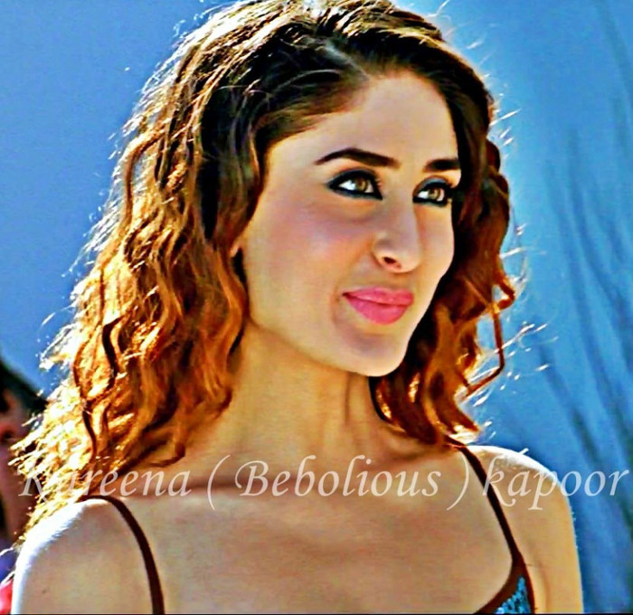524522_274534125981869_860636095_n - Kareena Kapoor 3