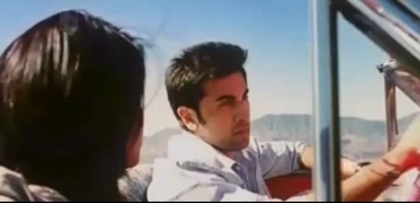 Anjaana Anjaani (23)