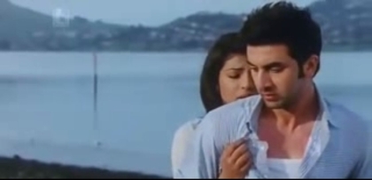 Anjaana Anjaani (130)